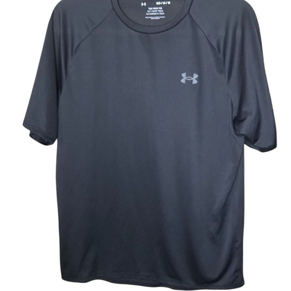Under Armour Men's Black Short Sleeve T-Shirt Size Standard M Activewear